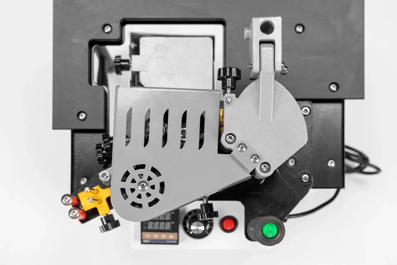 Ручной кромкооблицовочный станок PKC START - фото