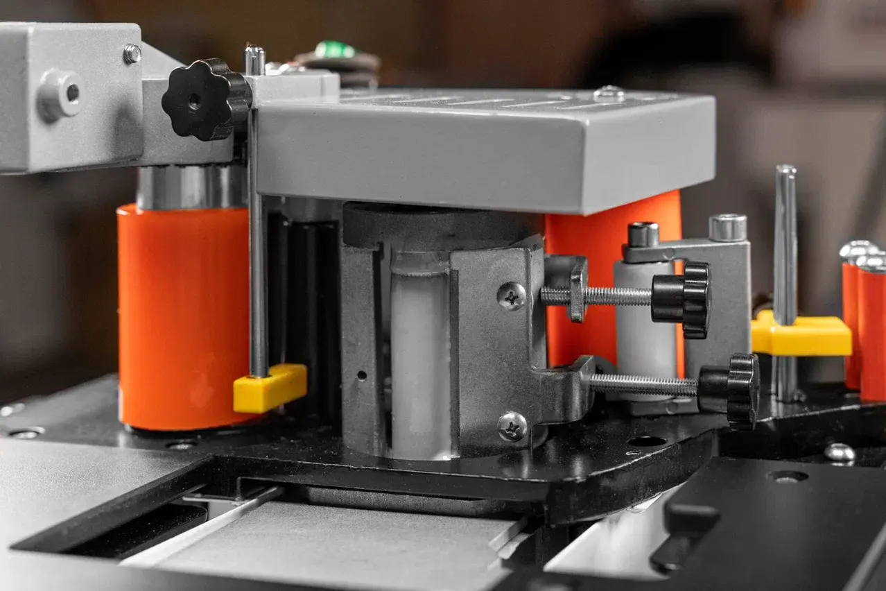 Ручной кромкооблицовочный станок PKC START - фото