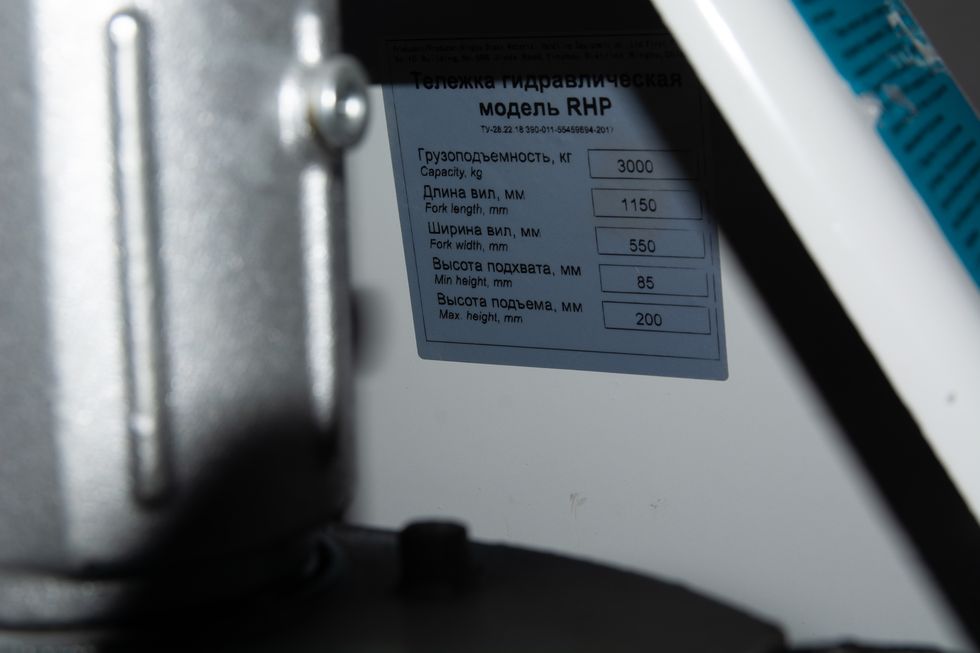 Тележка гидравлическая 3000 кг 1150 мм полиуретановые колеса TOR RHP(BF) PRO - фото
