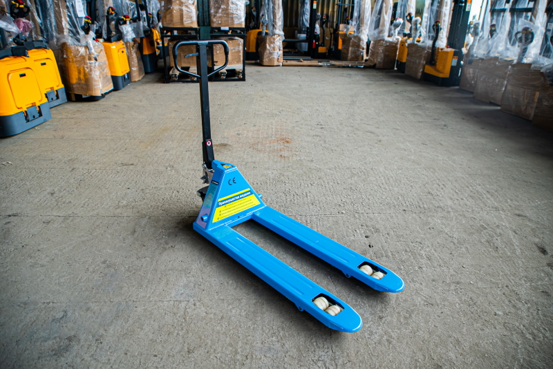 Тележка гидравлическая TOR RHP 2500 кг 1150 мм колеса нейлон - фото