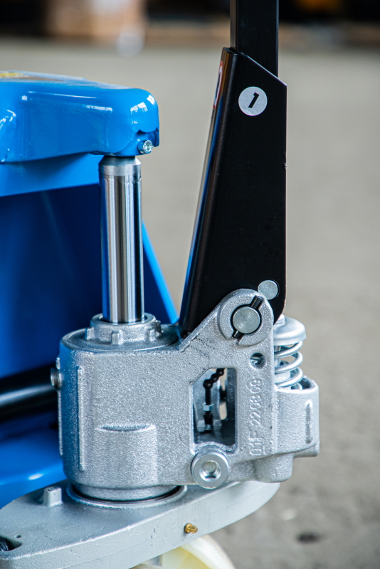 Тележка гидравлическая TOR RHP 2500 кг 1150 мм колеса нейлон - фото