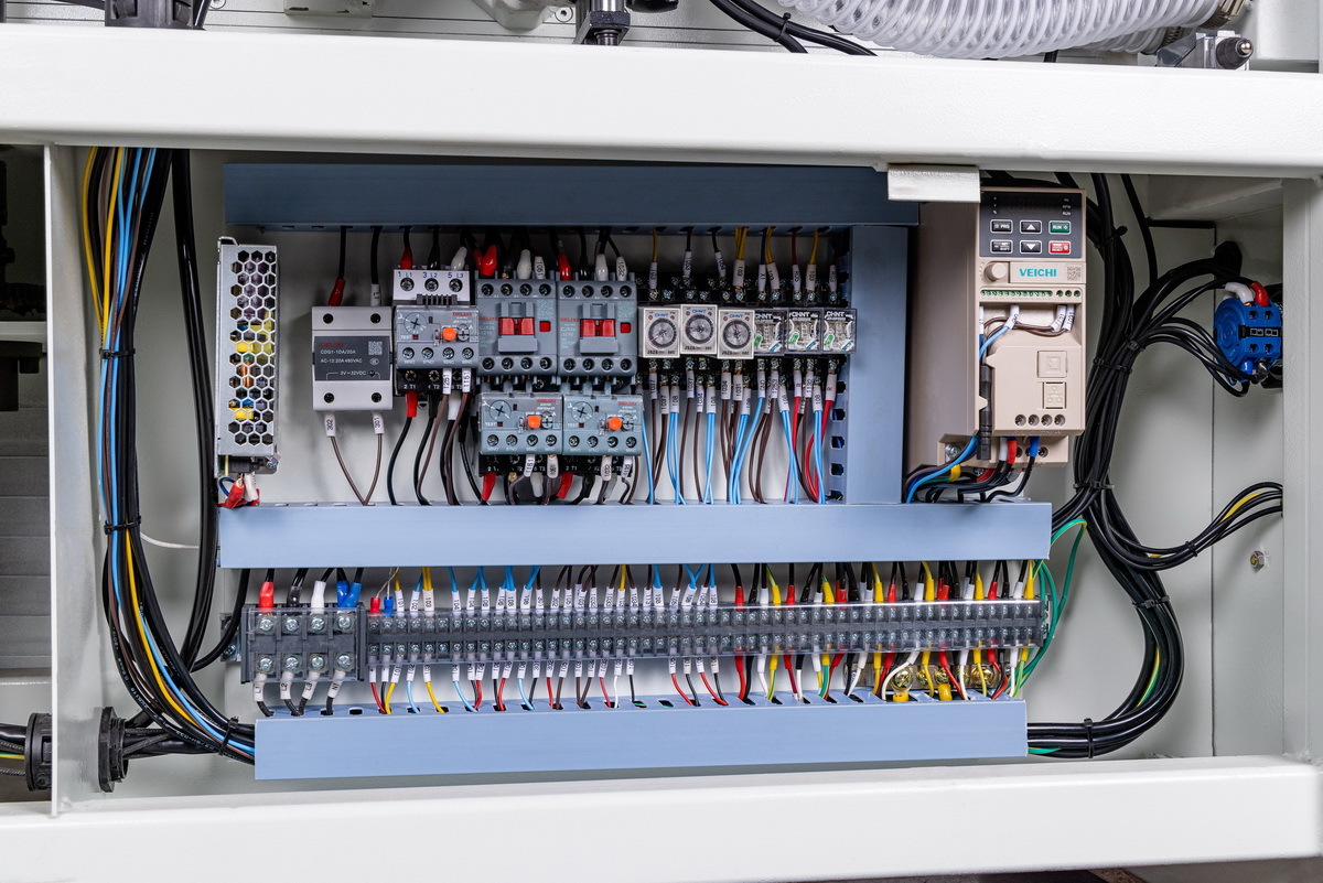 Автоматический кромкооблицовочный станок KROM AUTOMAT COMPACT - фото