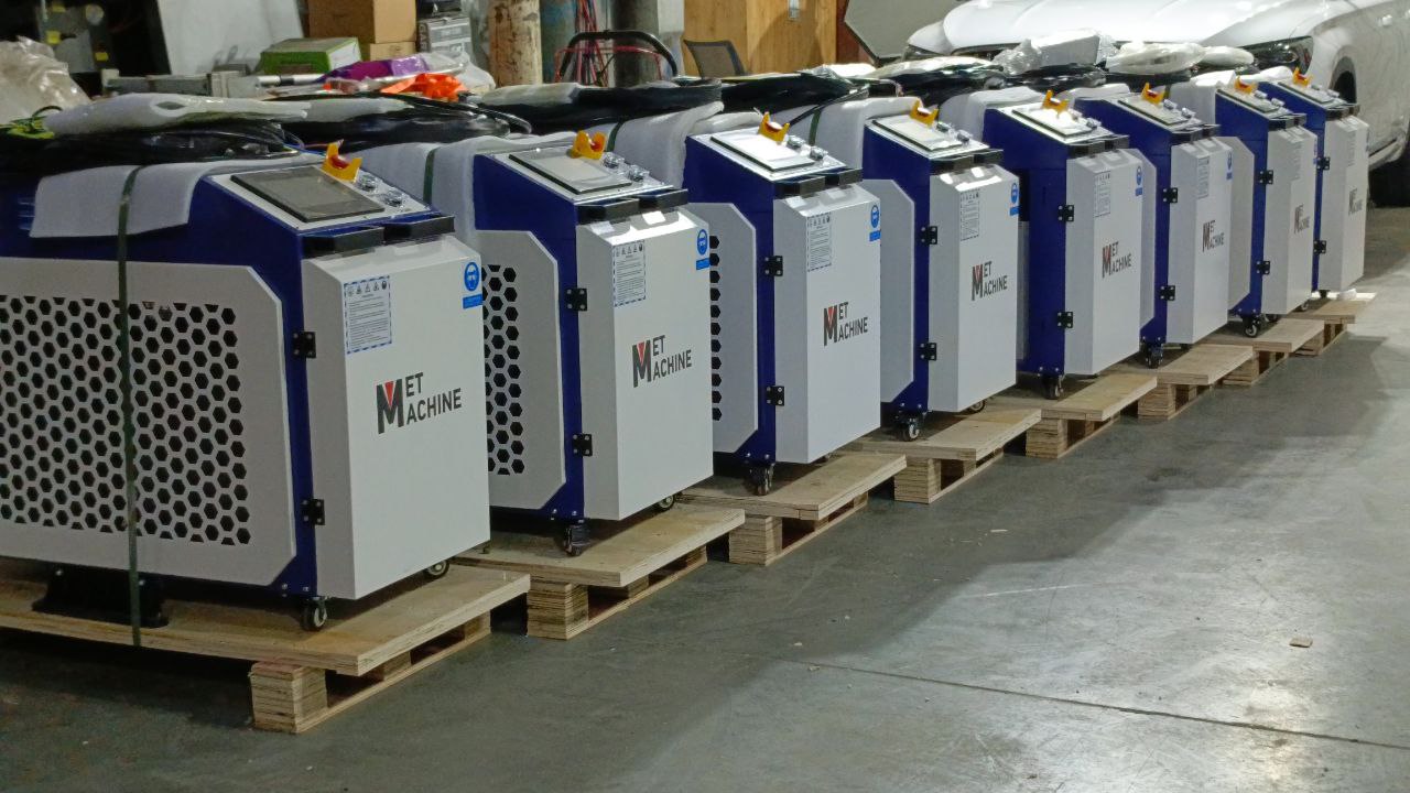 Аппарат ручной лазерной сварки MetMachine MLW-1500C - фото