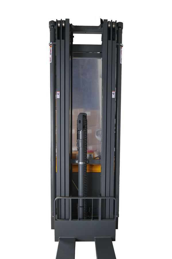 Штабелер самоходный 1,5 т 5,6 м XILIN CDDR15-III Li-ion 24/230 В/Ач (сопровождаемый) - фото