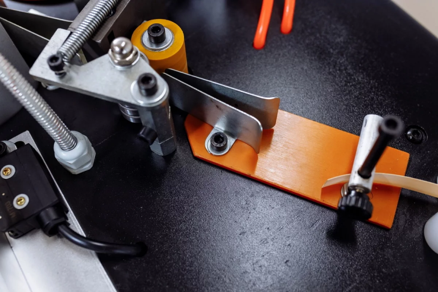 Cтационарный кромкооблицовочный станок KROM PROFI 2.0 - фото