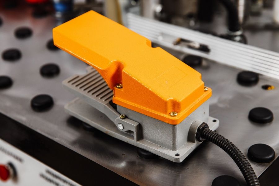 Cтационарный кромкооблицовочный станок KROM PROFI 2.0 plus - фото