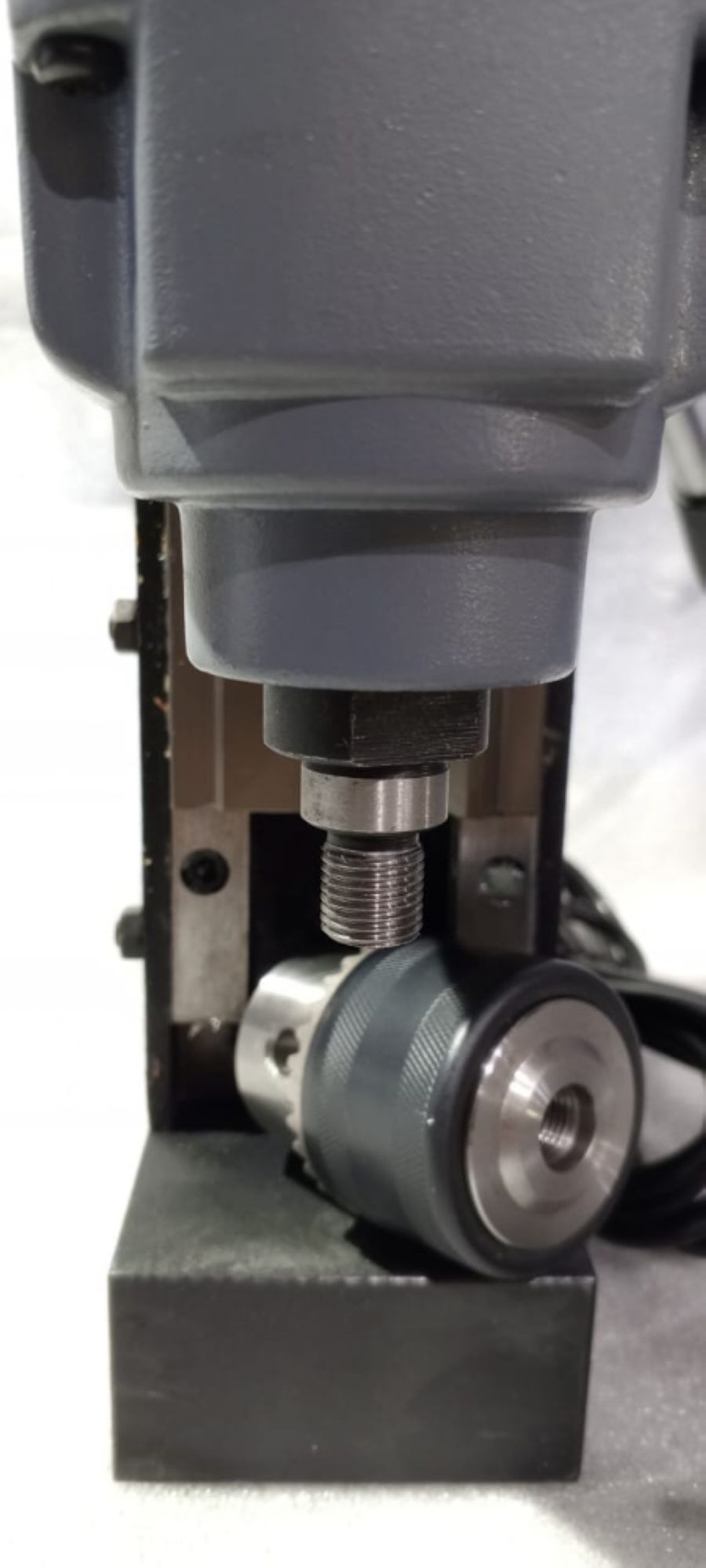 Станок сверлильный на магнитном основании REALREZ RMD16A 900W - фото