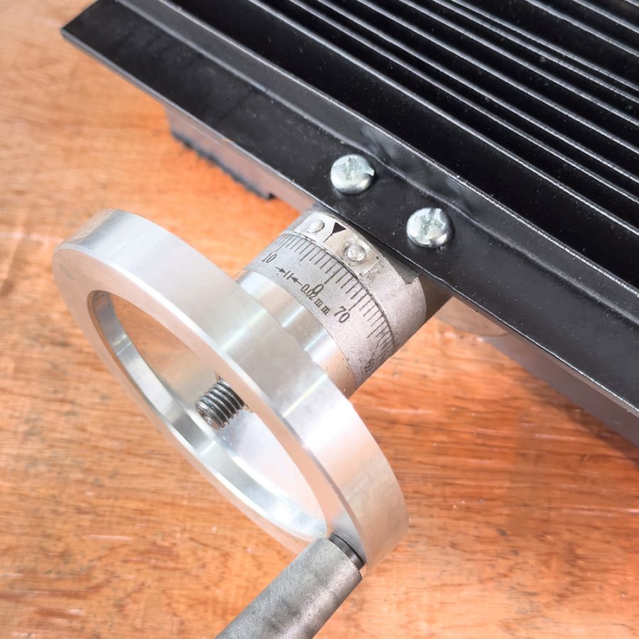 Вертикально-фрезерный станок VISPROM FPV-25LP - фото