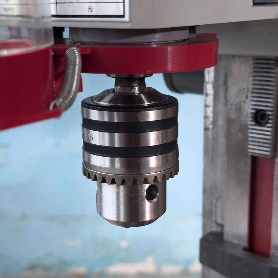 Вертикально-фрезерный станок VISPROM FPV-25LP - фото