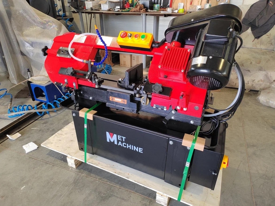 Ленточная пила по металлу MetMachine LS1118 - фото