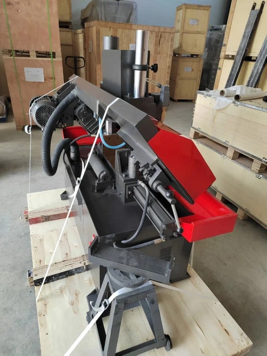 Двухколонный полуавтоматический ленточнопильный станок MetMachine LS2226-000000 - фото