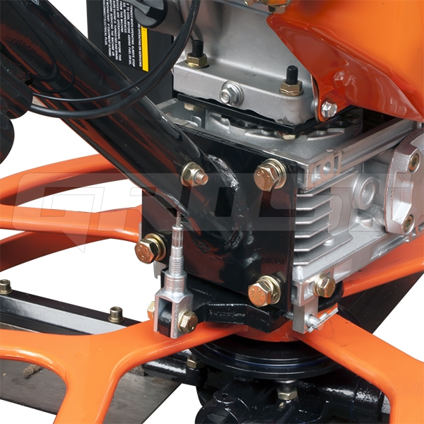 Затирочная машина бензиновая GROST ZM-600 - фото