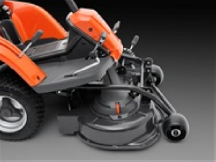 Рейдер-газонокосилка бензиновая Husqvarna R112C5 с декой - фото