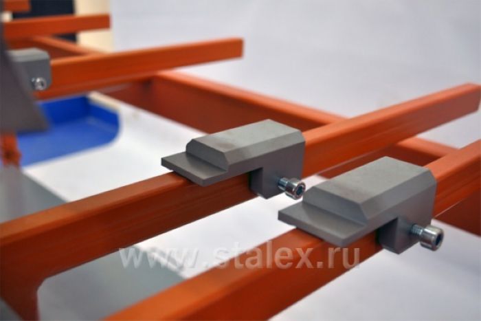 Листогибочный станок Stalex 1300 с тремя сегментными балками - фото