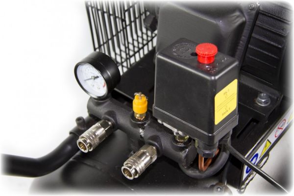 Компрессор с ременной передачей AEROMAX 420/100 - фото