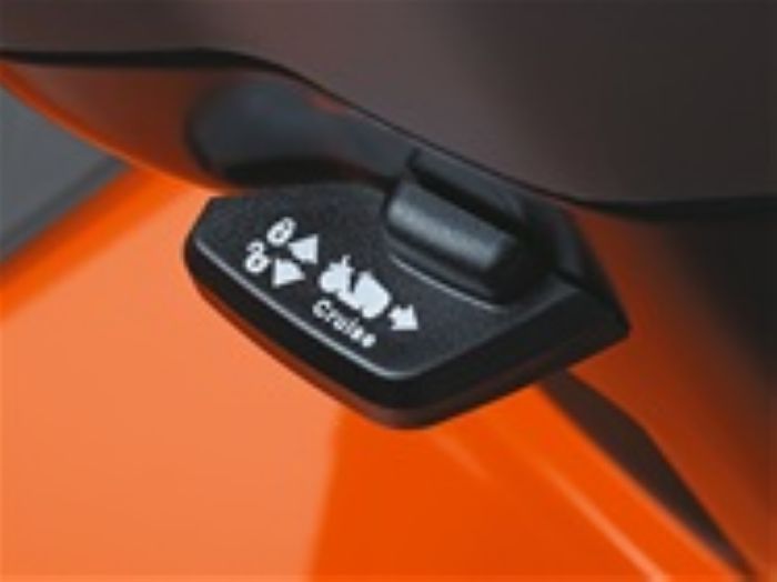 Садовый трактор Husqvarna TC 338 - фото