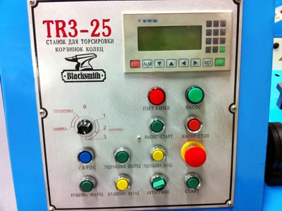 Станок BlackSmith TR3-25 - фото