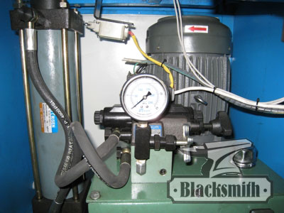 Станок BlackSmith гидравлический GN1-25 - фото
