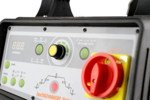 Аппарат аргонодуговой сварки FoxWeld Expert FoxTIG 3100 AC/DC Pulse - фото