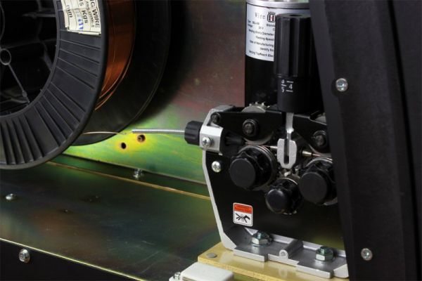 Сварочный полуавтомат FoxWeld FoxMig 3000 - фото