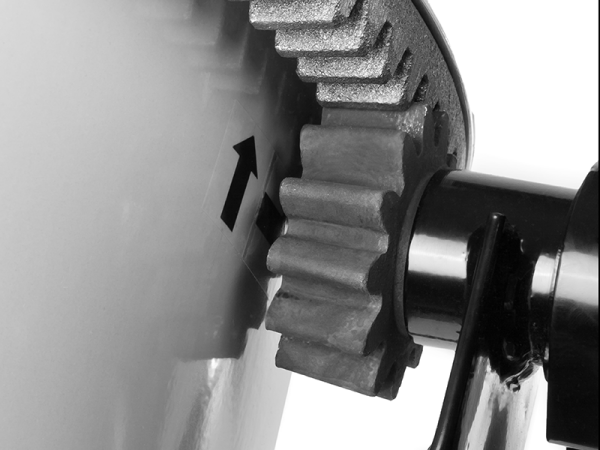 Бетоносмеситель Зубр БС-160-600 - фото