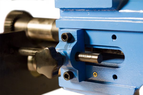 Зиговочный ручной станок Blacksmith TB-12 - фото