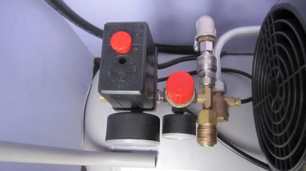 Компрессор с прямой передачей Remeza AirCast СБ4/С-50.J2047B - фото