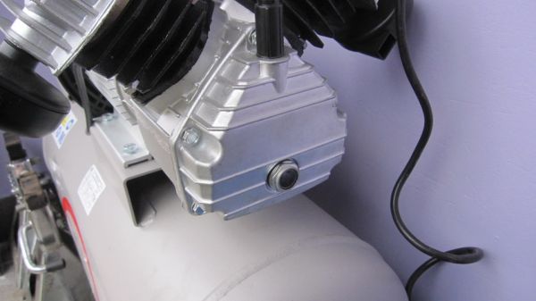 Компрессор с прямой передачей Remeza AirCast СБ4/С-100.J2047BB - фото