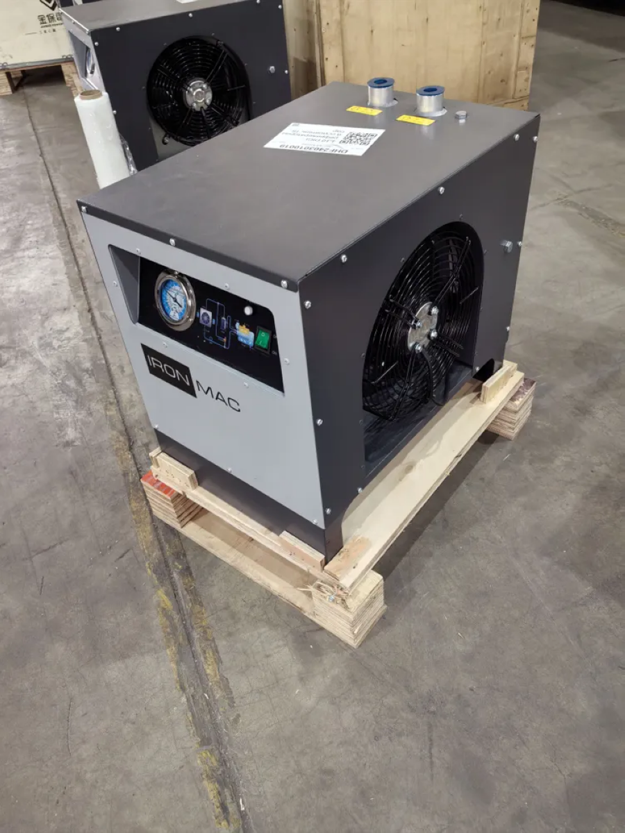 Осушитель рефрижераторного типа IronMac I-150 DIGI - фото