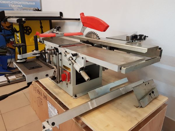 Комбинированный деревообрабатывающий станок Visprom CWM-200-3/220 - фото