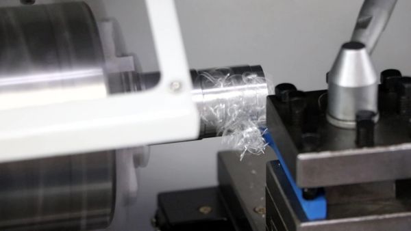 Станок токарный VISPROM SPV-180x300 - фото