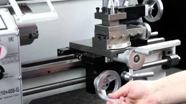 Станок токарный VISPROM SPV-210x400-G - фото