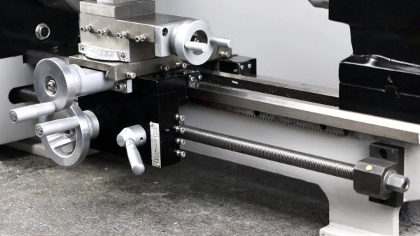 Станок токарный VISPROM SPV-210x400-G - фото