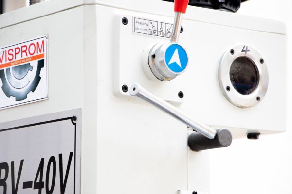 Радиально-сверлильный станок VISPROM RV-40V - фото