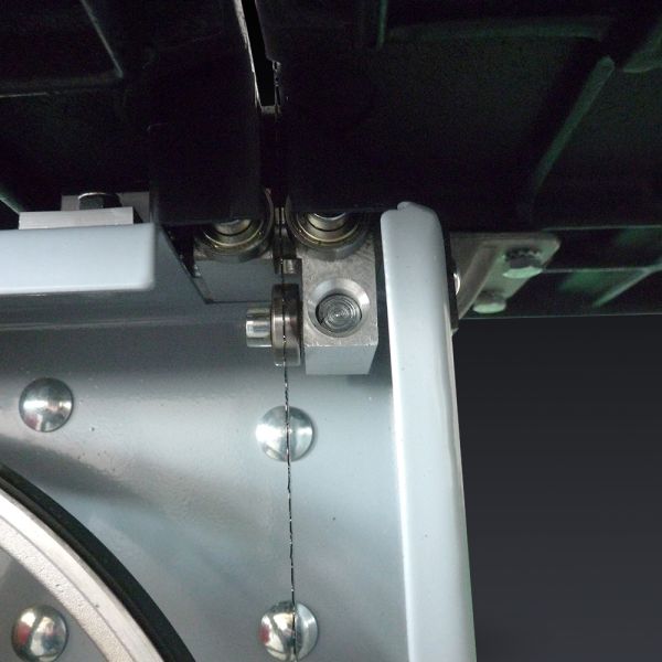 Ленточнопильный станок JIB BAS 250 с подставкой - фото