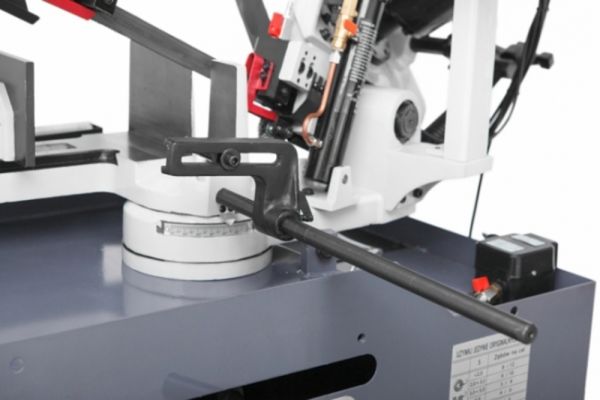 Ленточная пила по металлу CORMAK BS 260G - фото