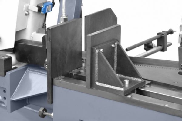 Ленточная пила по металлу CORMAK MBS 400 - фото