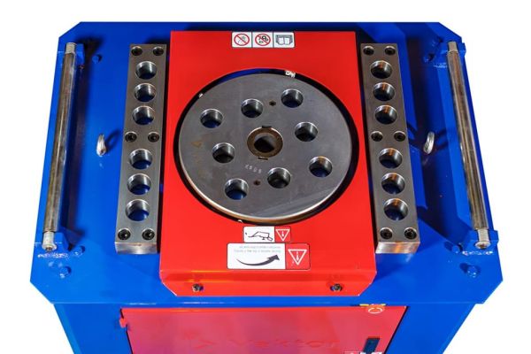 Гибщик арматуры VEKTOR GW50 с электронным блоком управления (ЧПУ) - фото