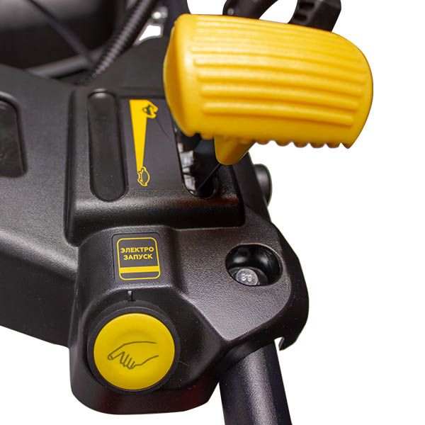 Газонокосилка бензиновая Champion LM5346E - фото