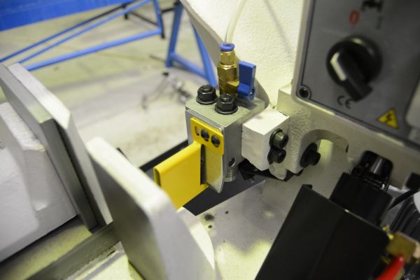 Ленточная пила по металлу Metal Master BSG-220 - фото