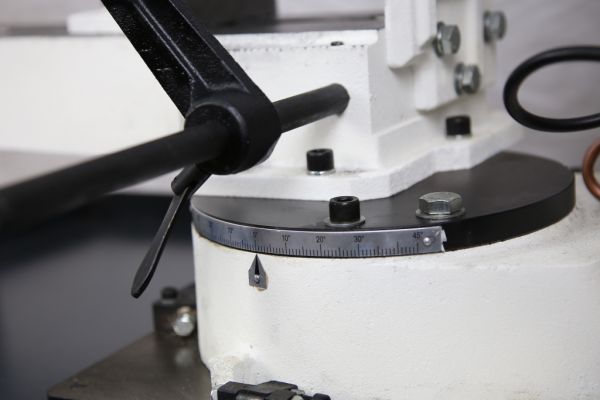 Ленточная пила по металлу Metal Master BSM-812 - фото