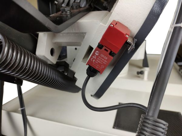 Полуавтоматическая ленточная пила по металлу Metal Master BSM-250 SAF - фото