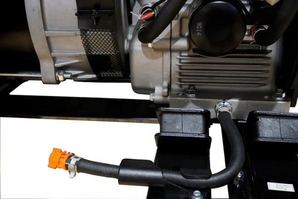 Электрогенератор бензиновый Loncin LC22000S - фото