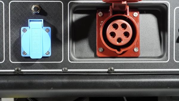 Электрогенератор бензиновый Loncin LC13000S - фото