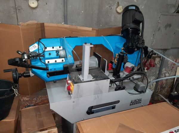 Ленточная пила по металлу CORMAK BS 260G - фото