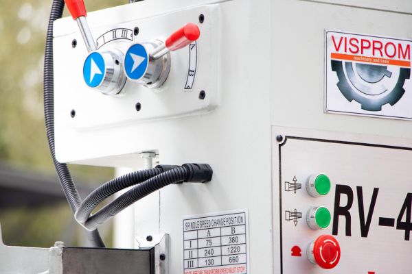 Радиально-сверлильный станок VISPROM RV-40V - фото