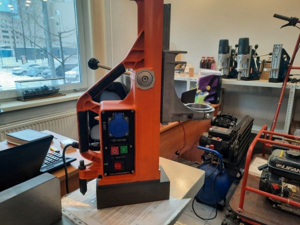 Стойка магнитная для дрели МСД-32.05РО - фото