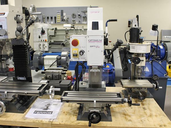 Фрезерный станок Optimum OPTImill BF 16Vario - фото