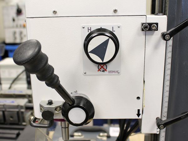 Фрезерный станок Optimum OPTImill BF 16Vario - фото