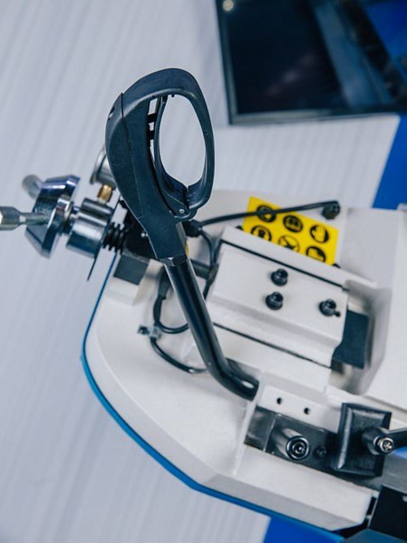 Ленточная пила по металлу MetalTec BS 250 FHЕ - фото